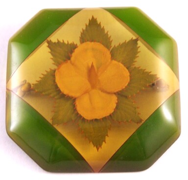 BP285 reverse carved applejuice/green bakelite pin